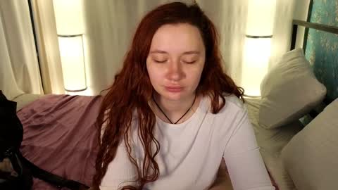 Snapshot of carolina_winter chatting on December 4, 7:39 am Mira online show from December 4, 7:39 am