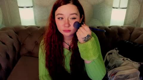 Snapshot of carolina_winter chatting on December 22, 5:23 am Mira online show from December 22, 5:23 am