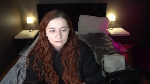 Snapshot of carolina_winter chatting on February 22, 5:55 am Mira online show from February 22, 5:55 am