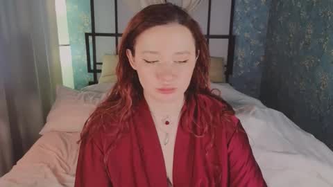 Snapshot of carolina_winter chatting on October 12, 5:39 am Mira online show from October 12, 5:39 am