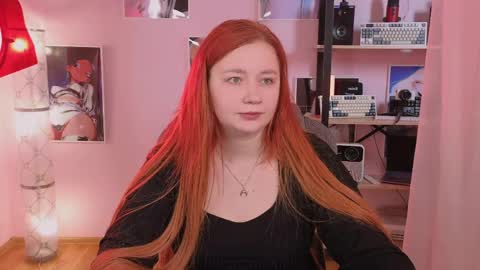 Snapshot of carolina_winter chatting on June 2, 5:42 am Mira online show from June 2, 5:42 am