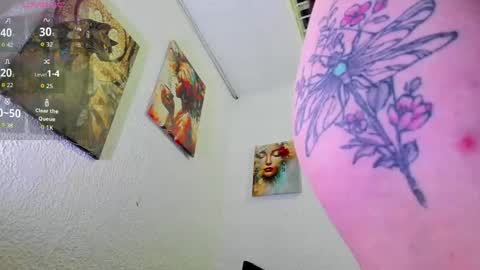 Snapshot of carolina_wish chatting on May 21, 2:46 pm carolina_wish online show from May 21, 2:46 pm