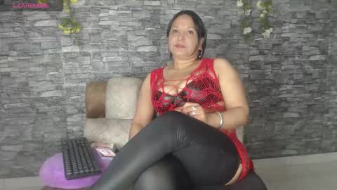 Camelia online show from October 11, 1:27 am