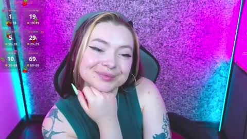 Ask me better xx online show from September 9, 9:42 am