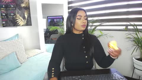 C A R O L I N E online show from January 12, 2:09 pm