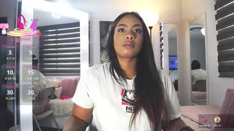 C A R O L I N E online show from November 28, 1:36 pm