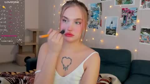 Caro online show from January 8, 9:32 am