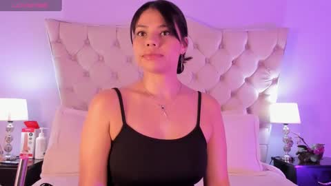 Caroline online show from September 19, 5:46 pm