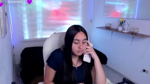 caroline_rodriguez_9 online show from February 21, 7:26 pm