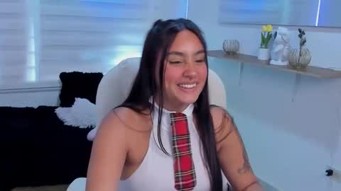 caroline_rodriguez_9 online show from March 2, 7:32 pm