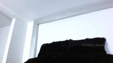 caroline online show from January 25, 12:06 am