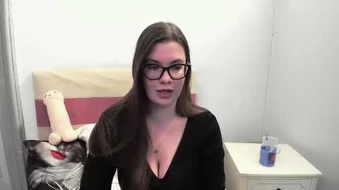 CarolineAmore online show from January 14, 4:12 pm