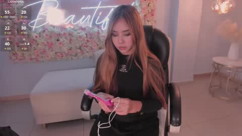 Caro online show from February 25, 11:08 am