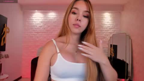 Caro online show from October 23, 10:36 am