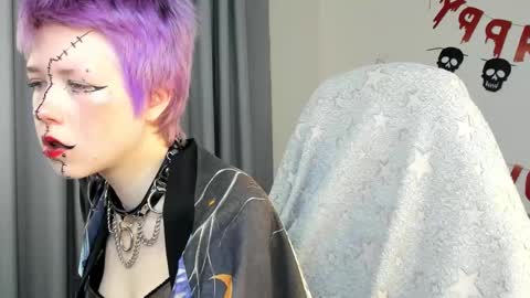 CarolineRichter online show from November 1, 2:57 am