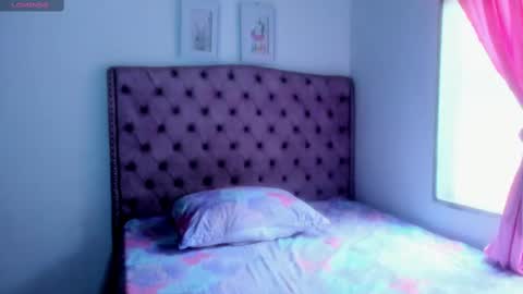 Caroline  online show from October 12, 12:15 pm