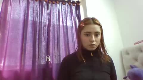 Snapshot of carolinnapinkman chatting on March 13, 7:42 pm carolinnapinkman online show from March 13, 7:42 pm