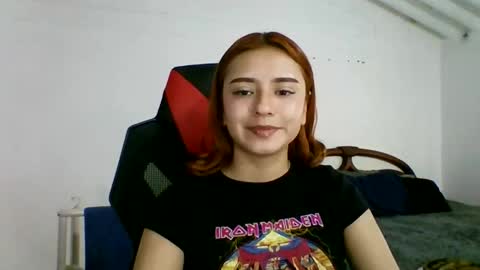 Snapshot of carolinnapinkman chatting on May 16, 7:45 pm carolinnapinkman online show from May 16, 7:45 pm