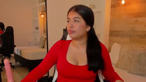 carriepink_ online show from September 26, 11:36 am