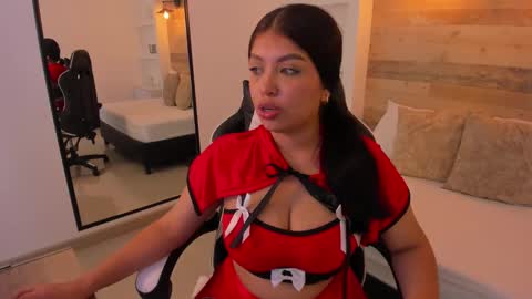 carriepink_ online show from October 7, 11:51 am