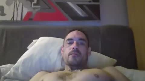 Snapshot of cart88rg chatting on November 1, 6:59 am cart88rg online show from November 1, 6:59 am