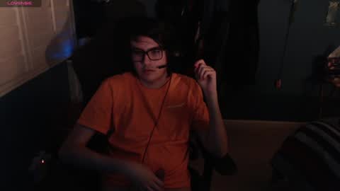 Snapshot of carter10101000 chatting on January 17, 7:51 am carter10101000 online show from January 17, 7:51 am