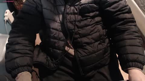 Snapshot of carter10101000 chatting on March 7, 1:07 pm carter10101000 online show from March 7, 1:07 pm