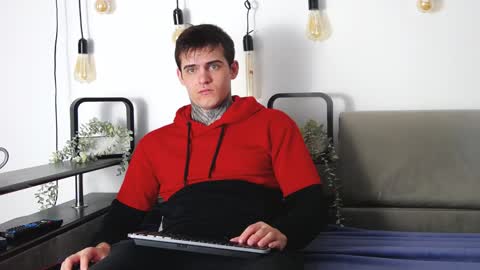 Carter online show from February 1, 7:26 am