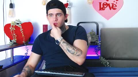 Carter online show from February 6, 7:02 am