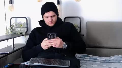 Carter online show from February 23, 7:33 am