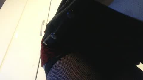 Snapshot of cary_mary chatting on July 17, 9:41 pm Cary mary online show from July 17, 9:41 pm