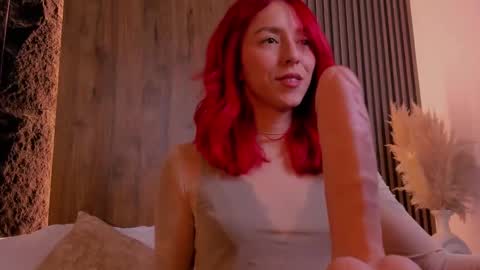 Casandra  online show from February 22, 7:25 pm