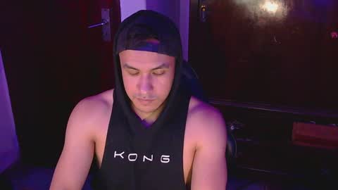      online show from December 28, 10:25 am