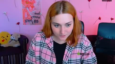 casey_meow_ online show from May 17, 9:06 am