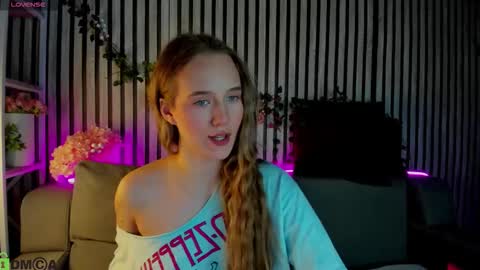 Casey sweeet online show from February 19, 9:05 am