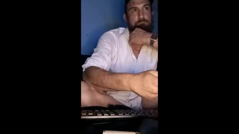 Snapshot of caseyjmcd22 chatting on April 2, 10:02 am okiedadd online show from April 2, 10:02 am