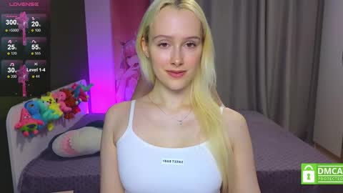 My name is Casey... Nice to meet you  I will be happy to have funthumbs up please its important online show from November 26, 4:02 am