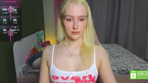 My name is Casey... Nice to meet you  I will be happy to have funthumbs up please its important online show from April 12, 7:13 am