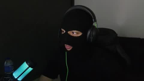 cash_master777 online show from January 11, 3:33 am