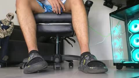 cash_master777 online show from April 22, 3:24 pm