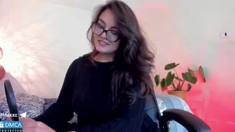 caprice online show from July 21, 1:35 pm