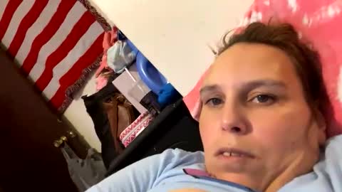 Snapshot of cashcoupllle chatting on October 26, 1:33 am Cash Couple online show from October 26, 1:33 am