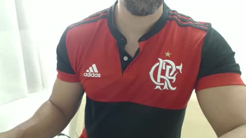 cashmastermuscle77 online show from April 19, 1:32 pm