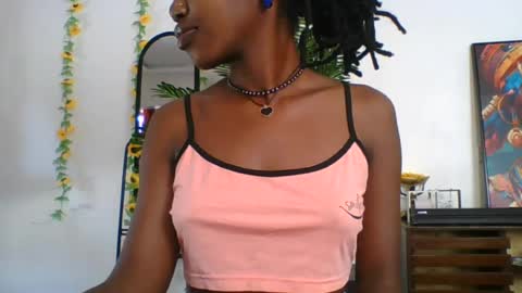 Snapshot of cashy_meal chatting on July 7, 7:34 am cashy_meal online show from July 7, 7:34 am