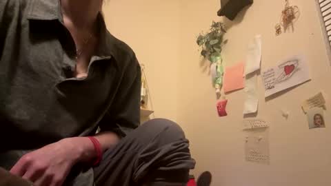 Snapshot of casidy1 chatting on February 22, 7:34 am casidy1 online show from February 22, 7:34 am