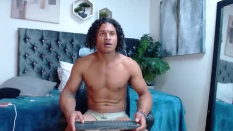 Casike online show from November 11, 1:27 am