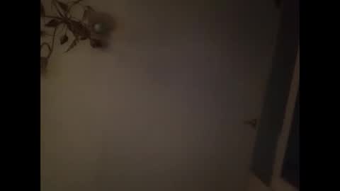 cassandra1986 online show from December 15, 4:39 am