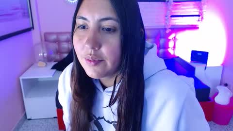 573215024606 online show from November 24, 7:57 pm