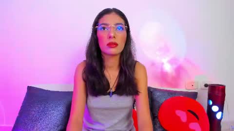 Snapshot of casseydagger chatting on June 15, 1:52 am CASSEY online show from June 15, 1:52 am
