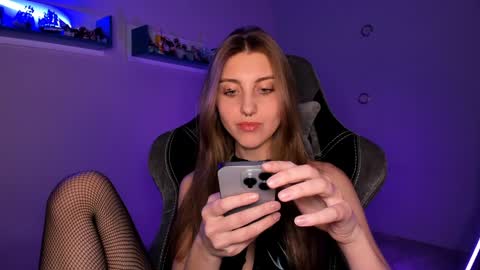 Seductress Cassia  FINDOM AND SADISM  NO NUDE online show from January 23, 9:39 pm